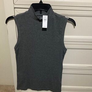 GAP Charcoal Grey Ribbed Sleeveless Mock Neck Top Size M